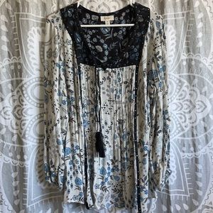 Style & Co Flowy/Floral Blouse (Size 2X)